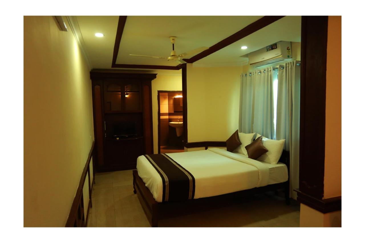 Corridor Calicut Airport Hotel Kondotty Esterno foto