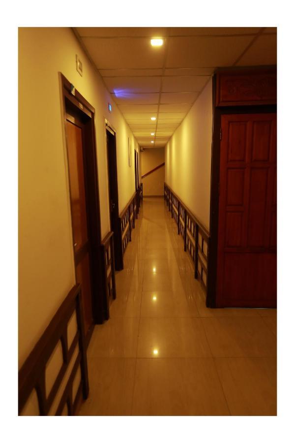 Corridor Calicut Airport Hotel Kondotty Esterno foto