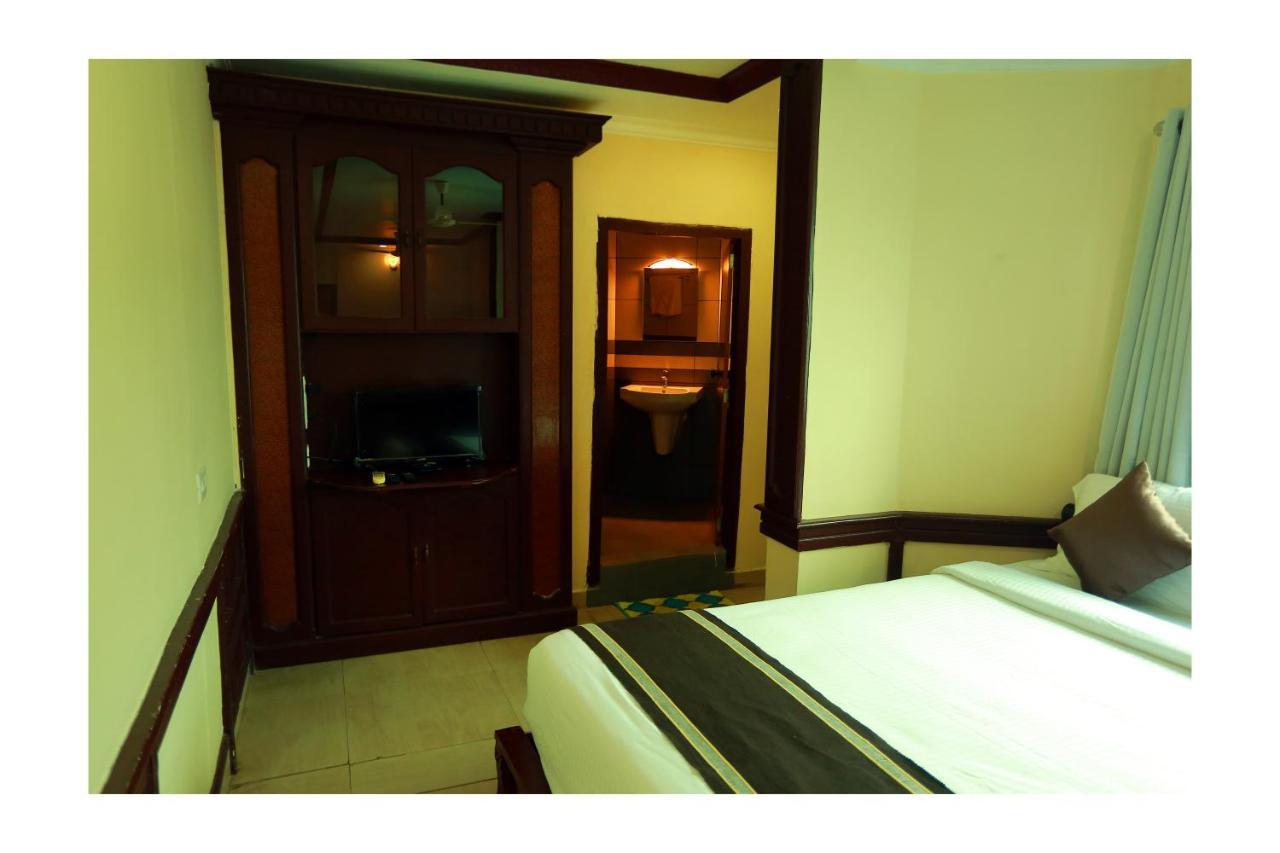 Corridor Calicut Airport Hotel Kondotty Esterno foto