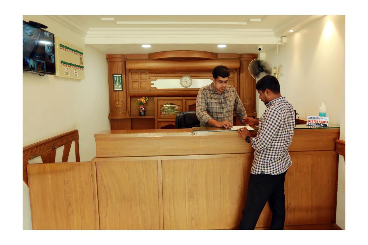 Corridor Calicut Airport Hotel Kondotty Esterno foto